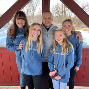 Meet your Posher, Elli